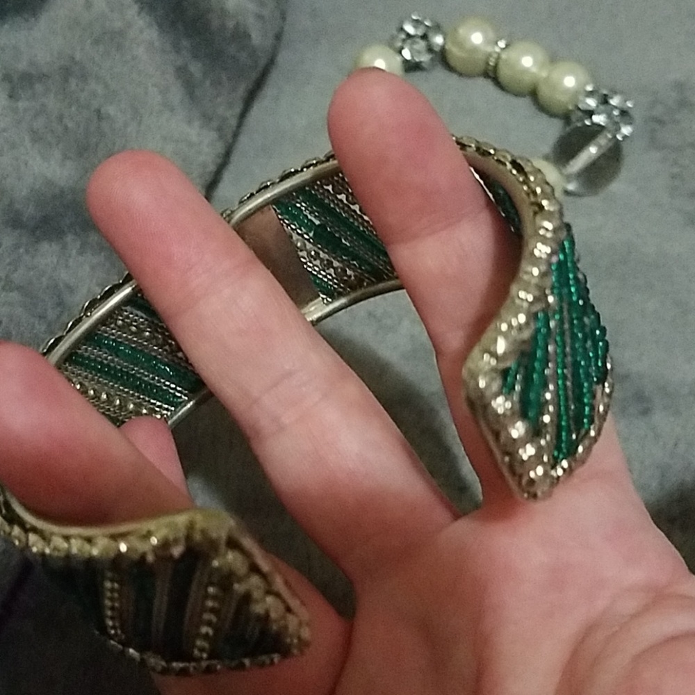 LAST CHANCE Bracelet Bundle - Picture 2 of 7